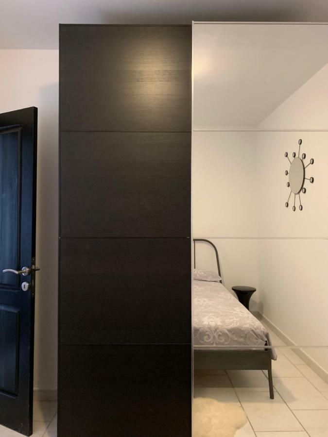 Spacious Seaview Sliema Apt, Steps From Valletta Ferry Exterior foto